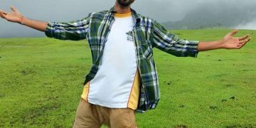 a-chartered-accountant-who-stood-against-all-odds